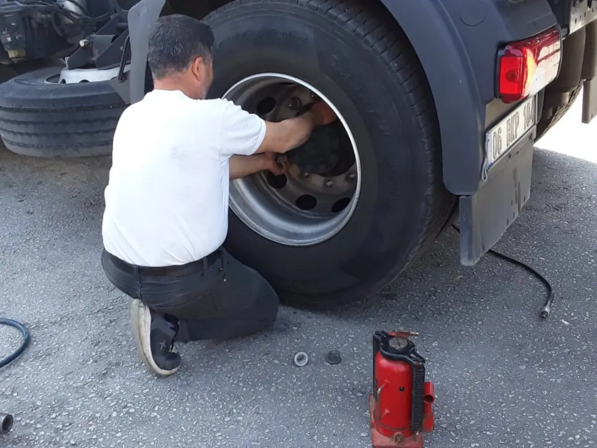 Bahçelievler Oto Lastikçi